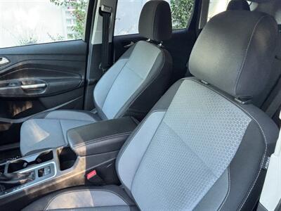 2017 Ford Escape SE - Photo 24 - North Hollywood, CA 91601