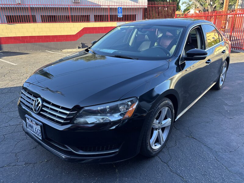 2014 Volkswagen Passat 2.5L SE PZEV   - Photo 1 - North Hollywood, CA 91601