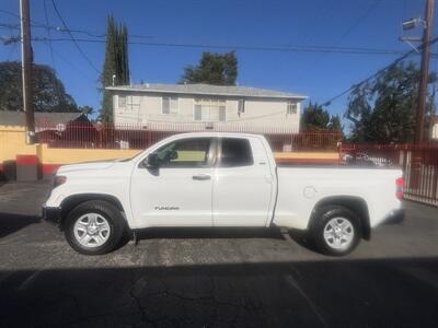 2019 Toyota Tundra SR5   - Photo 8 - North Hollywood, CA 91601