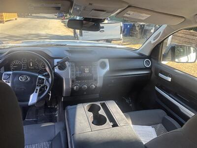 2019 Toyota Tundra SR5   - Photo 11 - North Hollywood, CA 91601