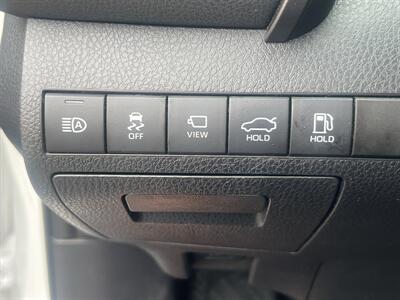 2019 Toyota Camry XSE   - Photo 42 - North Hollywood, CA 91601