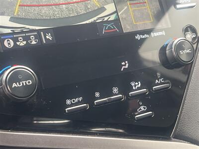 2019 Toyota Camry XSE   - Photo 46 - North Hollywood, CA 91601