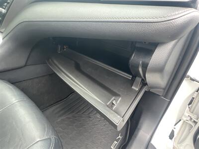 2019 Toyota Camry XSE   - Photo 36 - North Hollywood, CA 91601