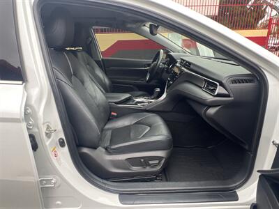 2019 Toyota Camry XSE   - Photo 33 - North Hollywood, CA 91601