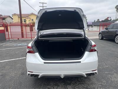 2019 Toyota Camry XSE   - Photo 9 - North Hollywood, CA 91601