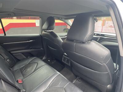 2019 Toyota Camry XSE   - Photo 32 - North Hollywood, CA 91601