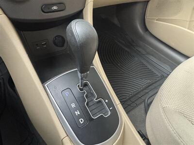 2014 Hyundai ACCENT L   - Photo 14 - North Hollywood, CA 91601