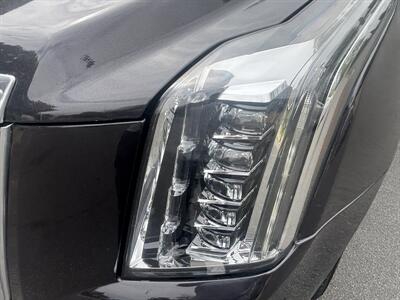 2017 Cadillac Escalade Premium Luxury - Photo 12 - North Hollywood, CA 91601