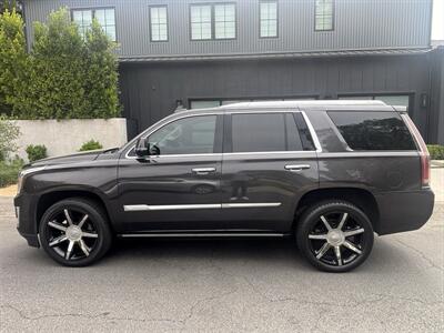2017 Cadillac Escalade Premium Luxury - Photo 2 - North Hollywood, CA 91601