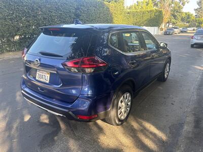 2017 Nissan Rogue S   - Photo 5 - North Hollywood, CA 91601