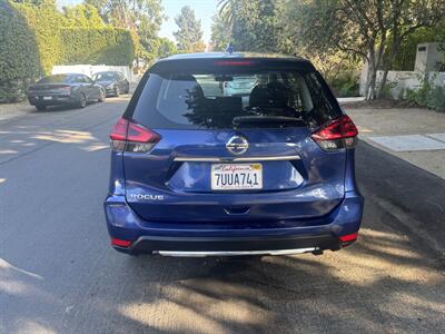 2017 Nissan Rogue S   - Photo 6 - North Hollywood, CA 91601