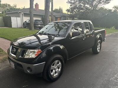 2010 Nissan Frontier SE V6   - Photo 2 - North Hollywood, CA 91601