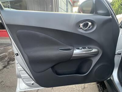 2011 Nissan JUKE S   - Photo 18 - North Hollywood, CA 91601