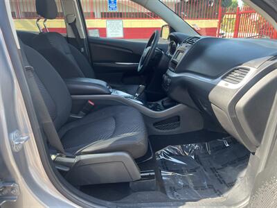 2017 Dodge Journey SXT   - Photo 39 - North Hollywood, CA 91601