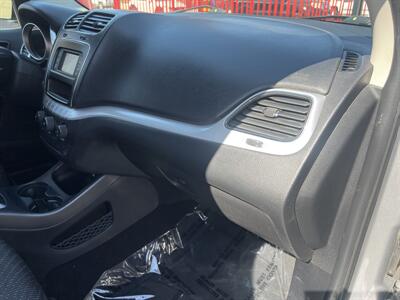2017 Dodge Journey SXT   - Photo 41 - North Hollywood, CA 91601