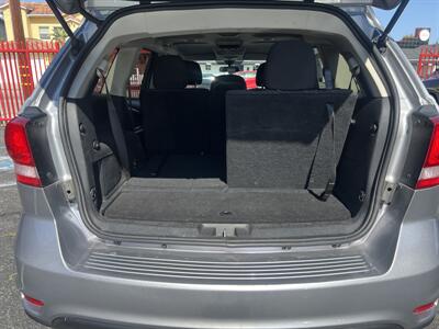 2017 Dodge Journey SXT   - Photo 11 - North Hollywood, CA 91601