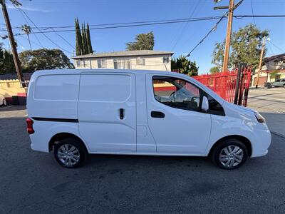 2017 Nissan NV200 SV   - Photo 2 - North Hollywood, CA 91601