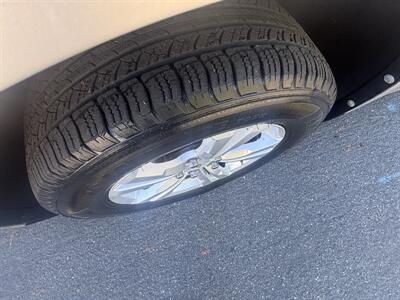 2011 Chevrolet Equinox LS - Photo 9 - North Hollywood, CA 91601