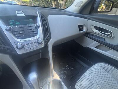 2011 Chevrolet Equinox LS - Photo 2 - North Hollywood, CA 91601