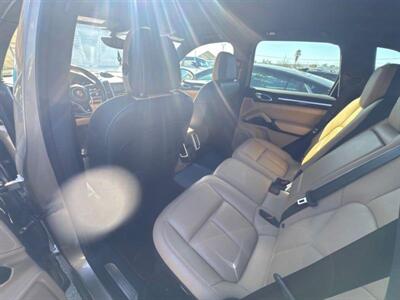 2016 Porsche Cayenne   - Photo 5 - North Hollywood, CA 91601