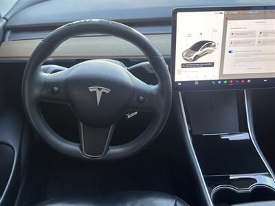 2020 Tesla Model 3 Standard Range Plus - Photo 23 - North Hollywood, CA 91601