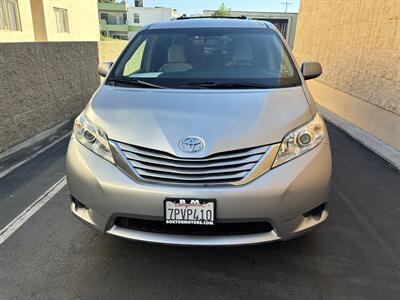 2015 Toyota Sienna LE 7-Passenger   - Photo 9 - North Hollywood, CA 91601