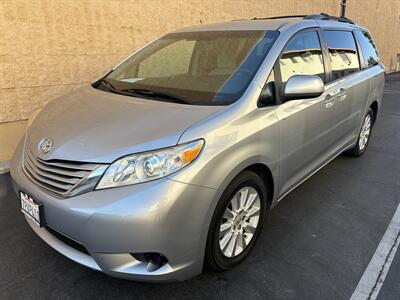 2015 Toyota Sienna LE 7-Passenger   - Photo 2 - North Hollywood, CA 91601