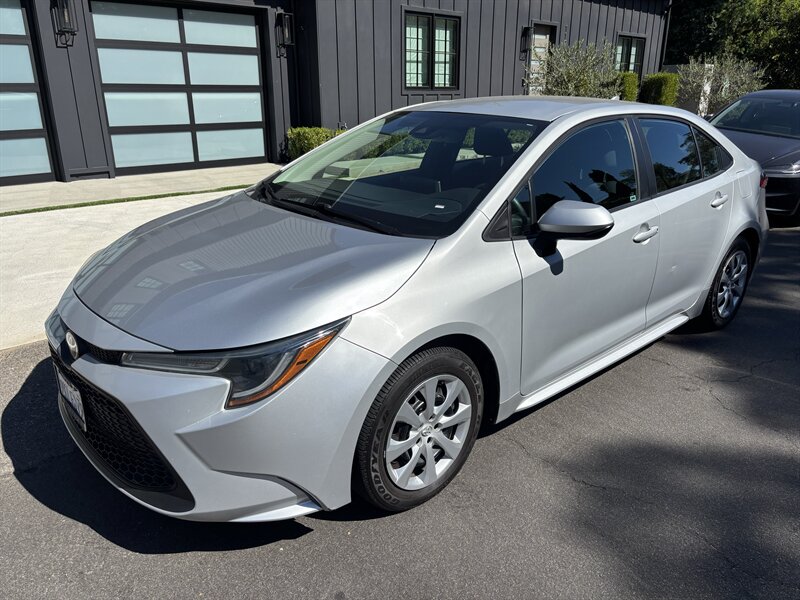 2021 Toyota Corolla LE   - Photo 1 - North Hollywood, CA 91601
