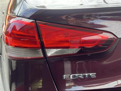 2017 Kia Forte LX - Photo 14 - North Hollywood, CA 91601
