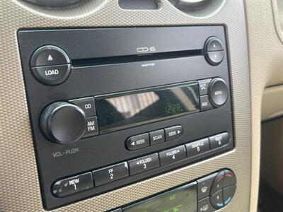 2005 Ford Freestyle SEL   - Photo 19 - North Hollywood, CA 91601