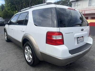 2005 Ford Freestyle SEL   - Photo 4 - North Hollywood, CA 91601