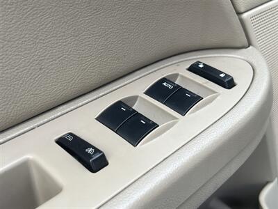 2005 Ford Freestyle SEL   - Photo 44 - North Hollywood, CA 91601