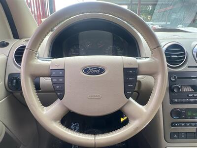 2005 Ford Freestyle SEL   - Photo 12 - North Hollywood, CA 91601