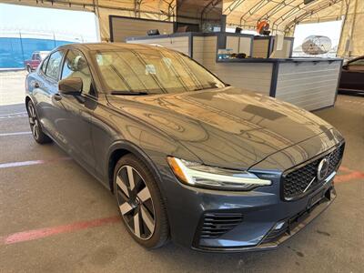2024 Volvo S60 Recharge T8 Ultimate Dark The Sedan