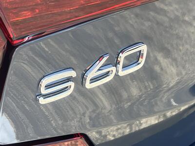 2024 Volvo S60 Recharge T8 Ultimate Dark The - Photo 13 - North Hollywood, CA 91601