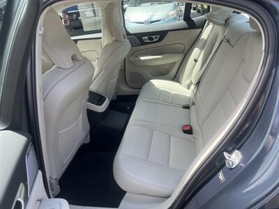2024 Volvo S60 Recharge T8 Ultimate Dark The - Photo 22 - North Hollywood, CA 91601