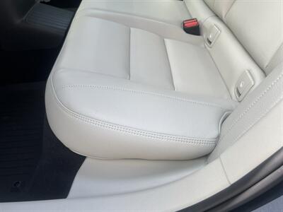 2024 Volvo S60 Recharge T8 Ultimate Dark The - Photo 23 - North Hollywood, CA 91601