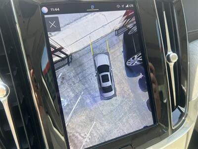 2024 Volvo S60 Recharge T8 Ultimate Dark The - Photo 39 - North Hollywood, CA 91601