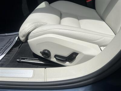 2024 Volvo S60 Recharge T8 Ultimate Dark The - Photo 20 - North Hollywood, CA 91601