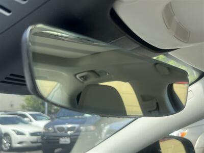 2024 Volvo S60 Recharge T8 Ultimate Dark The - Photo 44 - North Hollywood, CA 91601