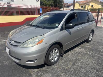 2007 Toyota Sienna LE 7-Passenger   - Photo 7 - North Hollywood, CA 91601