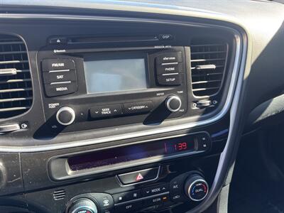 2016 Kia Optima Hybrid - Photo 15 - North Hollywood, CA 91601