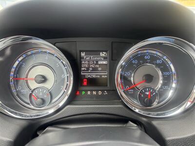2016 Chrysler Town & Country Touring   - Photo 22 - North Hollywood, CA 91601