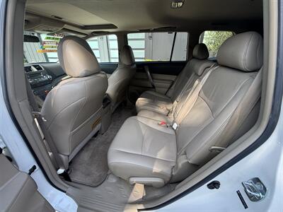 2010 Toyota Highlander SE - Photo 11 - North Hollywood, CA 91601