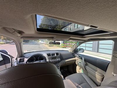 2010 Toyota Highlander SE - Photo 14 - North Hollywood, CA 91601