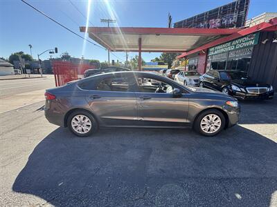 2019 Ford Fusion S   - Photo 7 - North Hollywood, CA 91601