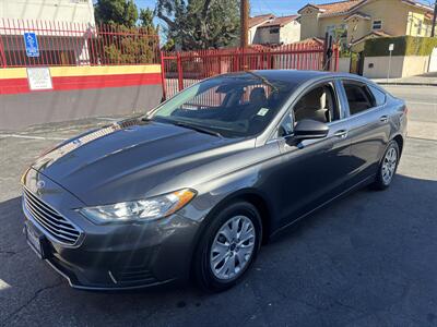 2019 Ford Fusion S   - Photo 1 - North Hollywood, CA 91601