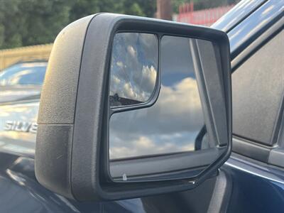2020 Chevrolet Silverado 1500 Custom   - Photo 23 - North Hollywood, CA 91601
