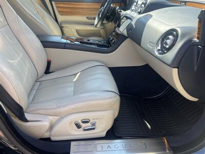 2011 Jaguar XJL Supercharged   - Photo 32 - North Hollywood, CA 91601