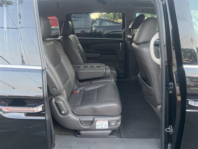 2015 Honda Odyssey Touring   - Photo 18 - North Hollywood, CA 91601